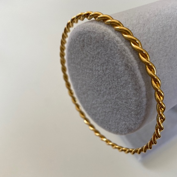 Jewelry - 925 Silver handmade twist bangle 18k yellow gold plated
